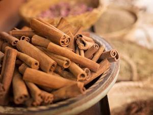 Bâtonnets de cannelle crue séchée biologique naturelle à prix abordable, riches en antioxydants, pour usage traditionnel et à base de plantes, fournisseur certifié - Product Image 2