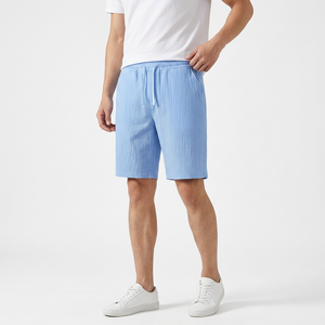 Shorts Bermuda pour Homme en Tissu Tissé 100% Polyester, Bleu Clair Uni, Séchage Rapide, avec Cordon de Serrage à la Taille, Style Décontracté - Product Image 3