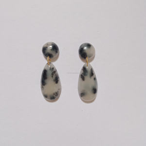 Trending Best Quality Eco-friendly <b>Resin</b> Strip Hoop <b>Earrings</b> Lovers Design Classic Style Fashion Jewelry for Women Daily Use - Product Image 3