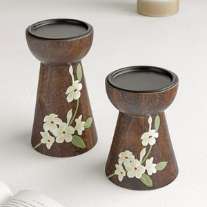 Juego de 2 Portavelas de Madera Pintados a Mano Bella, Portavelas Decorativos de Madera de Mango, Candelabros Rústicos para Mesa de Estilo Rústico - Product Image 1