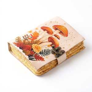 Diario de tapa dura con espiral, de cuero con estampado de hongos, floral, vintage, hecho a mano. - Product Image 1