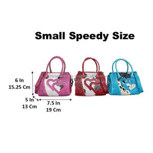 Sac de voyage spacieux en cuir de vachette artisanal avec motif cœur, idéal pour les week-ends et les vacances, unisexe - Product Image 2