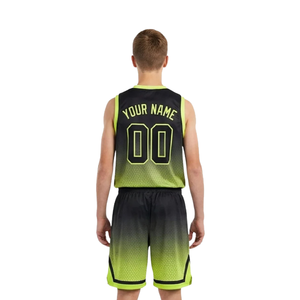 Ensemble de basketball Ombre pour jeunes garçons : Maillot sans manches à col en V et short ample assorti avec ourlet contrastant, nom de l'équipe et numéro du joueur - Product Image 2