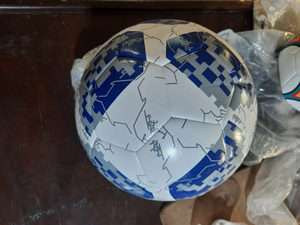 ELYSIAN INDUSTRIES Balón de Fútbol de PU para Entrenamiento, Tamaño Oficial, Balón de Partido, Balón de Práctica Cosido Resistente, para Uso en Exteriores - Product Image 3