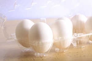 Contenedor de Huevos de Plástico Transparente Reciclable, Paquete de 10, Tapa con Cierre, Almacenamiento de Alimentos, Uso Doméstico y en la Cocina - Product Image 4
