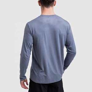 เสื้อแขนยาวคอกลมสำหรับผู้ชาย เสื้อออกกำลังกาย เสื้อฝึกซ้อม ระบายเหงื่อได้ดี เนื้อผ้าระบายอากาศ ชุดกีฬาออกกำลังกาย หลายสี - Product Image 6