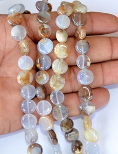 ลูกปัดหินแคลซิโดนีธรรมชาติทรงเหรียญเรียบ ร้อยเป็นเส้น สำหรับทำเครื่องประดับ ขายส่ง - Product Image 4