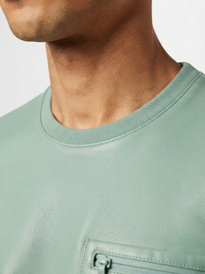 T-shirt en cuir véritable pour homme, col rond, cuir souple de qualité supérieure, vêtement décontracté, t-shirt en cuir personnalisé avec poche, manches courtes en cuir - Product Image 6