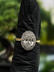 Sparkly 1.01CT Oval Cut Lab Grown Diamond Halo <b>Ring</b> IGI Certified 14K Solid Gold Wedding Engagement Party Jewelry For Partner - Product Image 4