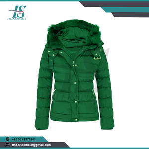 Veste matelassée à capuche pour femme OEM/ODM, col en fausse fourrure, parka d'hiver, veste matelassée en duvet personnalisée, vente en gros - Product Image 6