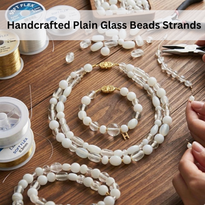 Perles de verre blanches unies de qualité supérieure, formes et tailles variées, pour la fabrication de bijoux, les loisirs créatifs, la décoration intérieure et les créations élégantes. - Product Image 6