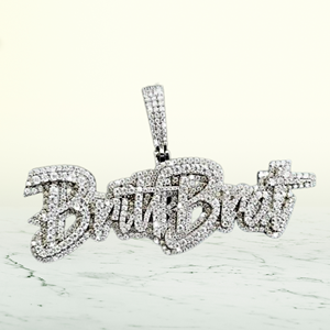 Colgantes Personalizados ICEDJEWELZ de Plata de Ley 925 Chapados en Oro con Moissanita, Estilo Hip Hop Unisex, Joyería Certificada IGI - Product Image 3