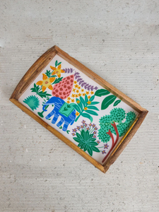Bandeja Decorativa Rústica de Madera con Diseño Floral Abstracto, Ligera, Multifuncional, con Asa, para Mesa de Comedor, Pieza Única - Product Image 4