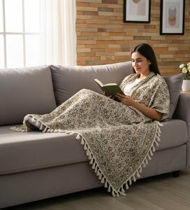 Manta de Viaje Tejida a Mano en India, 100% Algodón Ecológico, con Estampado Floral, Estilo Moderno, para Todas las Estaciones, para Sofá, Rajasthan - Product Image 1