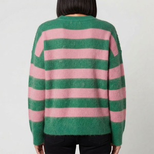 Cardigan Sorority surdimensionné à col en V, motif lettres, en acrylique doux, style vintage preppy, pull grec tricoté pour femme, idéal pour l'hiver - Product Image 4