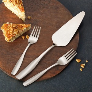 Aesthetic <b>Cake</b> <b>Server</b> Collection – Premium Knife & Dessert <b>Server</b> for Modern Celebrations - Product Image 3
