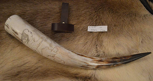 Cuerno para beber medieval vikingo de la mejor calidad, estilo animal tallado, artesanía natural de alta demanda del exportador indio por Artesanías Taqi - Product Image 3