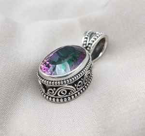 Pendentif Topaze Mystique en Argent Sterling 925 Fait Main, Bijoux en Pierres Précieuses Arc-en-ciel, Fournisseur en Gros - Product Image 4
