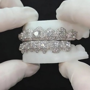 Parrilla Dental Personalizada de Moissanita con Corte de Diamante, Joyería Dental de Plata 925 para Hombre, Estilo Hip Hop, Disponible para Exportación - Product Image 3