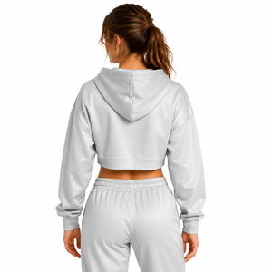 Sweat-shirt court élégant pour femme, fabriqué en tissu durable, texture douce, parfait pour les occasions décontractées, les aventures en plein air et la détente. - Product Image 3