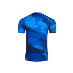 Maillot de football personnalisé par sublimation, tenue d'équipe de football, t-shirt de sport à séchage rapide, vêtement de performance léger pour jeunes joueurs de football - Product Image 3