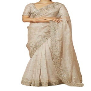 Sari en soie beige élégant avec broderies et paillettes pour les occasions de mariage, sari long pour femmes d'Inde et du Pakistan - Product Image 1