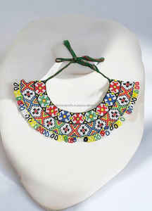 Collier brodé de perles de verre chic Bijoux de style designer pour robes traditionnelles, robes de soirée et vêtements d'occasion - Product Image 2