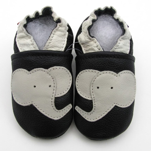 Zapatos Primeros Pasos para Bebé, Niños y Niñas, de Cuero Suave, Antideslizantes, con Suela de Gamuza - Product Image 1