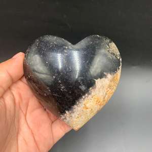 Escultura de Corazón de Raíz de Palma Natural con Soporte de Hierro, Arte en Madera Hecho a Mano para Decoración del Hogar, 8 × 8 × 3 cm - Product Image 6