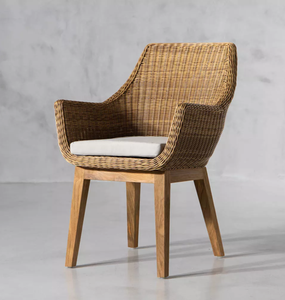 Chaise de salle à manger moderne en rotin tressé avec revêtement en cuir et pieds en bois, mobilier pour la maison - Product Image 2