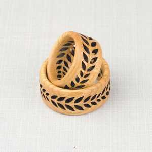 แหวนรองผ้าเช็ดปากไม้ทำมือรักษ์โลกสไตล์โมเดิร์น ตกแต่งโต๊ะอาหาร งานแต่งงาน งานเลี้ยงคริสต์มาส ของ Lavie Creations - Product Image 4