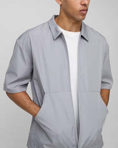 Ensemble 2 pièces homme col zippé personnalisé de haute qualité, t-shirt à manches courtes et short imprimé uni pour l'été - Product Image 6