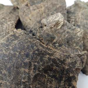 Chips de Agarwood Natural de Vietnam de Primera Calidad y Trozos de Oud al por Mayor, Madera de Bakhoor para Distribuidores - Product Image 3