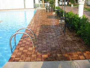 Tarima de Madera de Acacia Vietnamita Contemporánea para Exteriores, Cuadrada, Antideslizante, Impermeable, con Acabado Mate y Sistema de Enclavamiento - Product Image 6