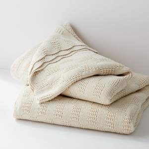 Plaid en tricot Raschel 100 % coton, épais, chaud, doux, uni, à pompons texturés, pour l'hiver - Product Image 1