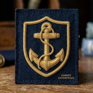 Écusson de grade brodé à la main en fil de bullion, style marine, avec ancre dorée et 3 étoiles, service personnalisé pour uniforme de mode maritime - Product Image 2