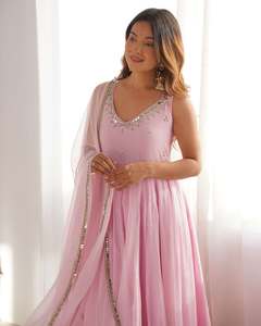 ชุดเดรส Anarkali ผ้าจอร์เจตต์สำหรับงานปาร์ตี้ พร้อมกางเกงผ้าไหมและผ้าคลุมไหล่จอร์เจตต์ปักลาย ชุดสำเร็จรูปเย็บสำเร็จพร้อมใส่ - Product Image 5