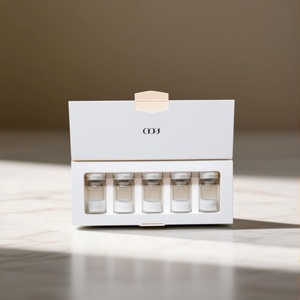 Solution Cosmétique Hydratante pour la Peau : Poudre Lyophilisée Réparatrice de Barrière Cutanée, Ampoule Lyophilisée - Product Image 4