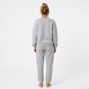 Conjunto de Sudadera y Pantalones Deportivos de Forro Polar Personalizados para Mujer, Ropa de Moda de Marca Privada, Fabricante y Proveedor de Ropa al por Mayor - Product Image 3