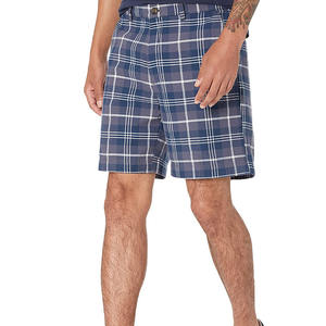 Pantalones cortos cargo de algodón transpirable de secado rápido, informales y resistentes, para hombre, con detalle de botones, pantalones cortos estampados para hombre. - Product Image 4