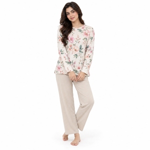 Tops légers pour les journées ensoleillées et chaudes, t-shirts à manches longues pour femmes offrant une coupe flatteuse pour un usage quotidien. - Product Image 1