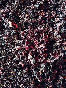 Pétalos de Hibisco Secos de Alta Calidad, Material Rojo Natural de Vietnam para Mezclas de Té, Uso en Bebidas, Manualidades, Regalos, Decoración y Empaque - Product Image 6