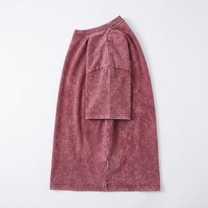 เสื้อยืดแขนสั้นผู้ชายทรงโอเวอร์ไซส์ สีพื้น ย้อมสีแบบ Garment Dyed คอทรงโอ ทรงลำลอง ผ้าฝ้ายพรีเมียม แฟชั่นลำลอง สตรีทแวร์ - Product Image 3