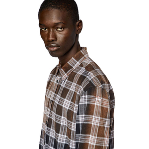 Chemise en flanelle à carreaux pour homme, manches longues, boutonnée, col rabattu, style décontracté, pour l'automne, 100% coton, tissu tissé. - Product Image 5