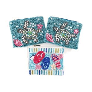 Pochette à monnaie de luxe brodée de perles de rocaille avec motif floral, faite à la main, broderie perlée, avec fermeture éclair - Product Image 6