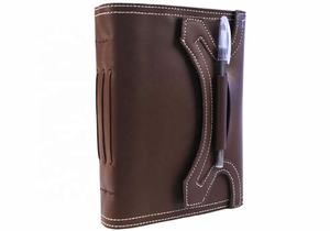 Carnet de voyage vintage en cuir marron fait main avec porte-stylo – Journal écologique de style antique pour cadeaux d'entreprise - Product Image 2