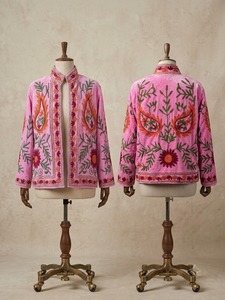 Chaqueta Suzani de Terciopelo Rosa Bordada, Cuello Alto, Manga Larga, Patrón Floral, Bordado a Mano, Ropa de Otoño para Mujer - Product Image 6