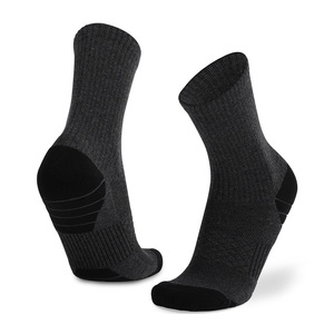 Custom Premium Men's Sports <b>Socks</b> Breathable Cotton <b>Running</b> Hiking <b>Socks</b> with Customized Packaging - Product Image 2
