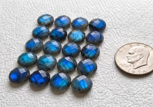 Piedras Preciosas Sueltas de Granate Natural Azul Corte Redondo, Pulimentadas, con Cambio de Color Iridiscente, Facetadas para Joyería, 19mm - Product Image 6