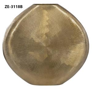 Elegante Florero de Metal de Diseño para Centro de Mesa, Florero Decorativo Moderno de Primera Calidad - Product Image 3